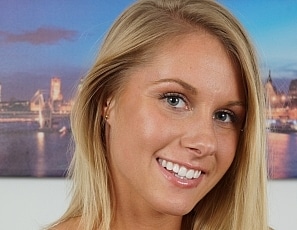content/blondecuz/2.jpg