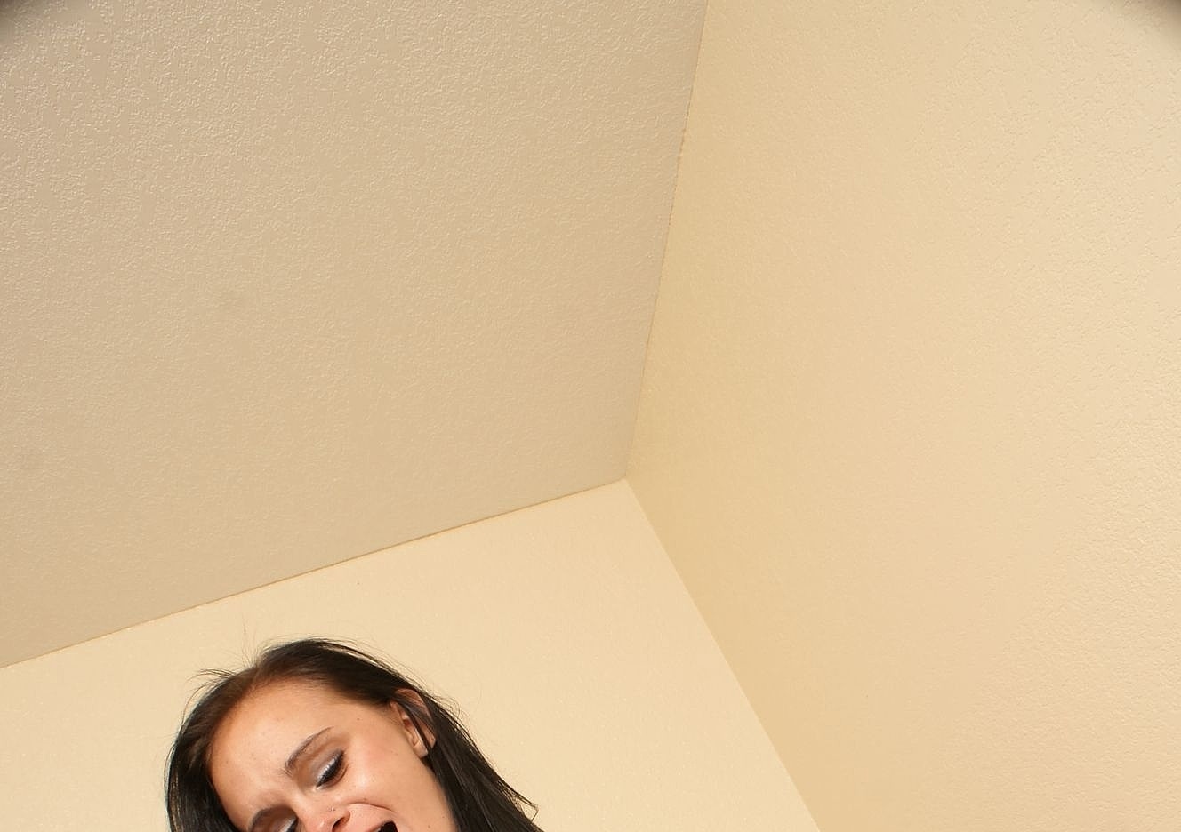 content/josie_blows_me_in_a_cheap_hotel_and_gets_a_cream_pie/0.jpg