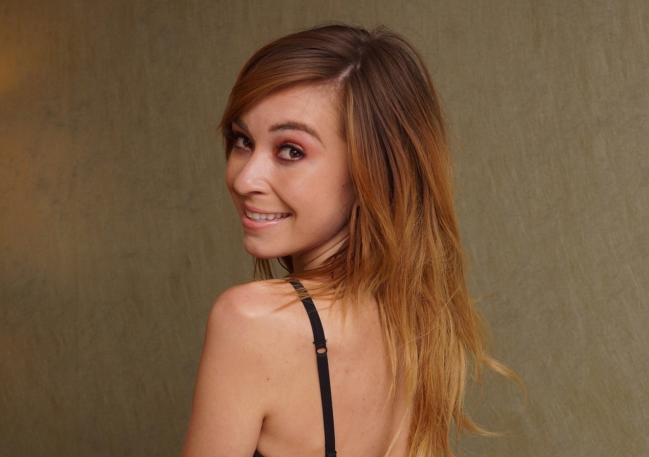 content/kylee_nicole/0.jpg