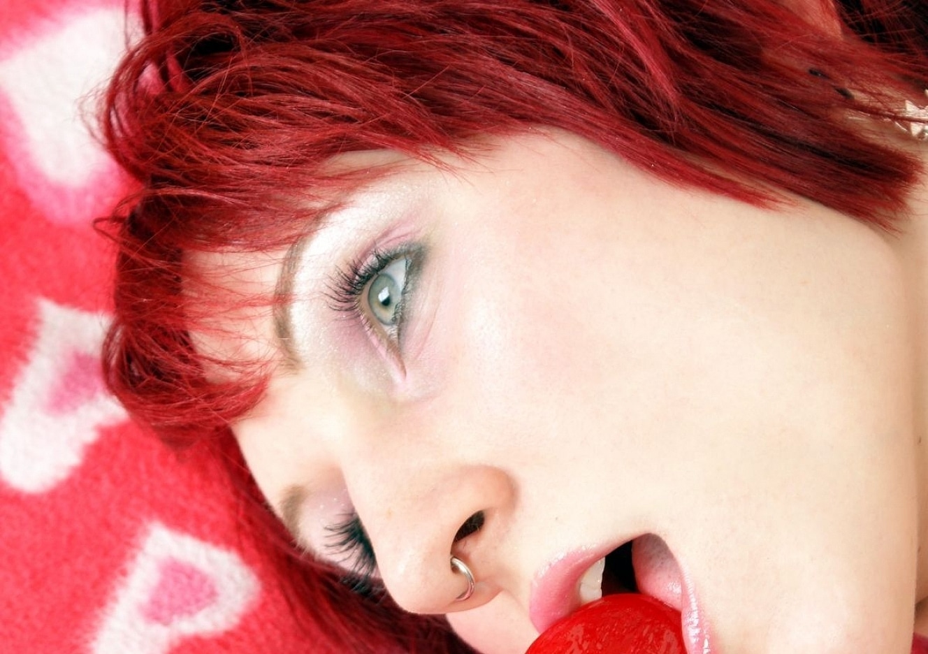 content/vixen_first_adult_content_i_ever_shot/0.jpg