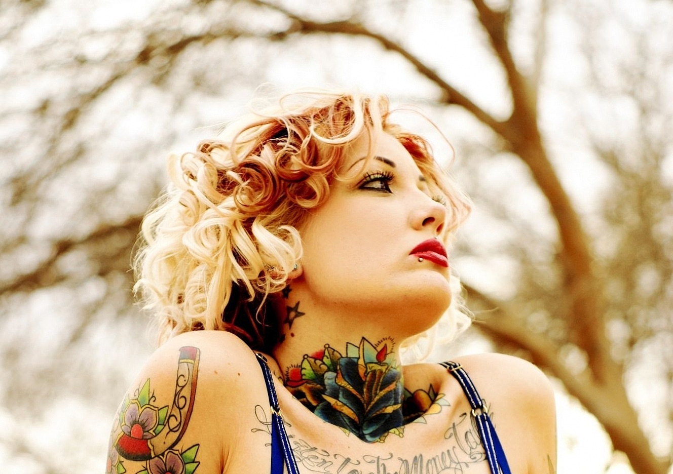 content/xxx_star_candy_monroe/0.jpg